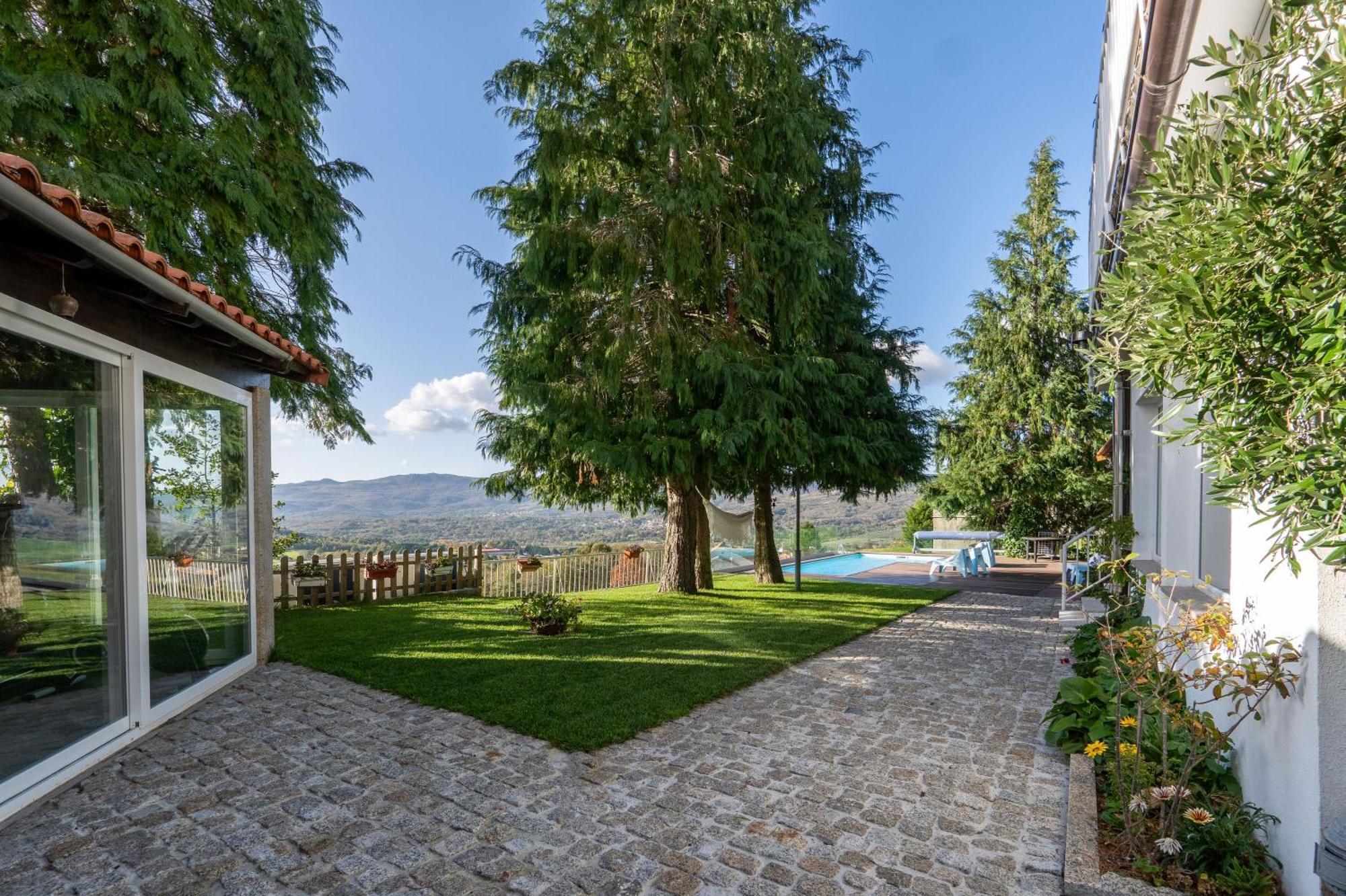 Casa Avo Chiquinha Hotel Montalegre Exterior photo